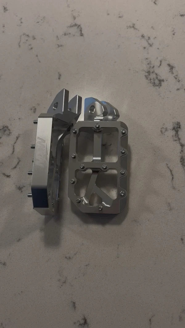 Silver Moto Pegs RegenRacing