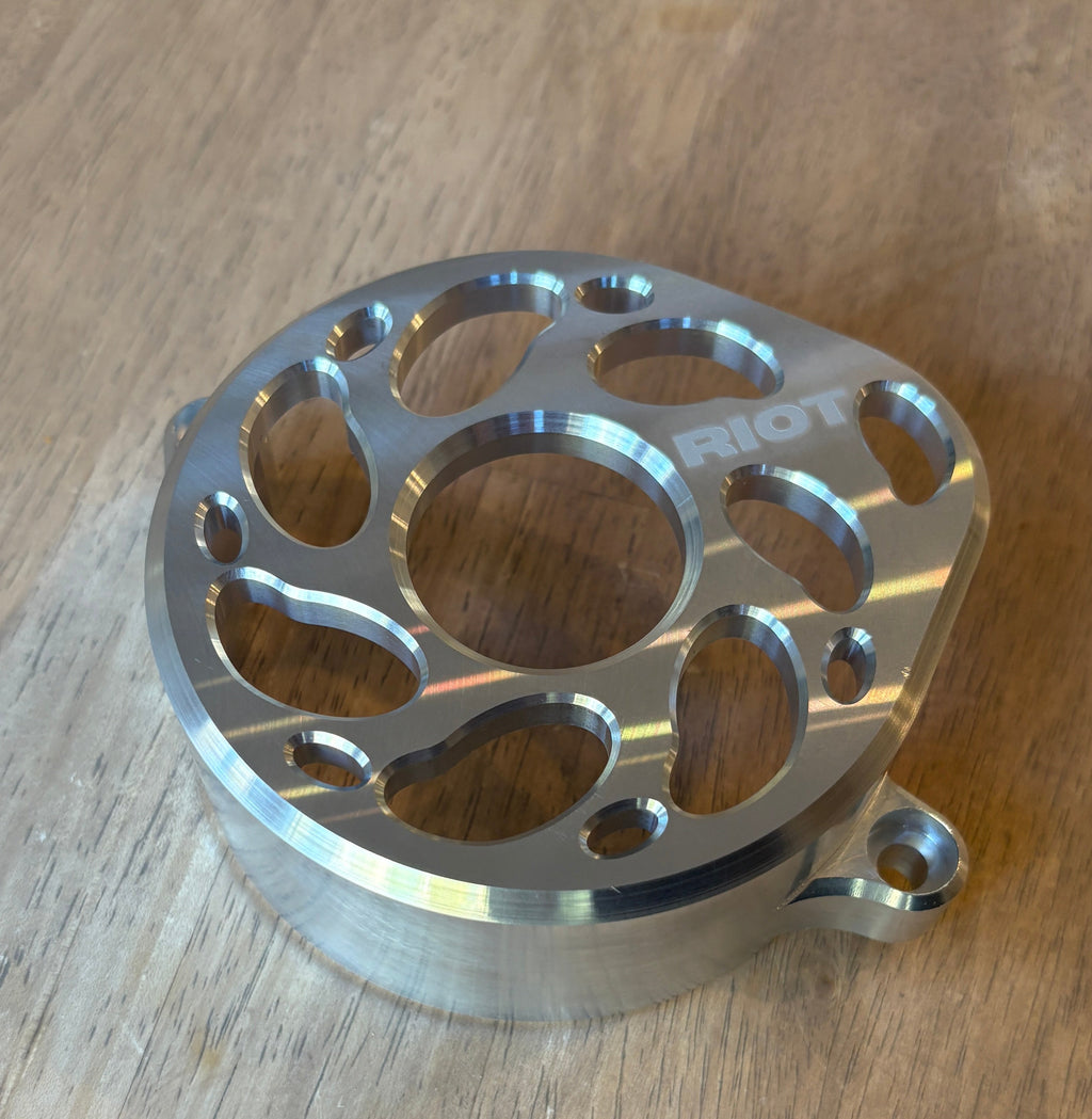 (INSTOCK 1-2 SHIPPING) Ultra bee Motor Cover (Metal) - Riot Racing