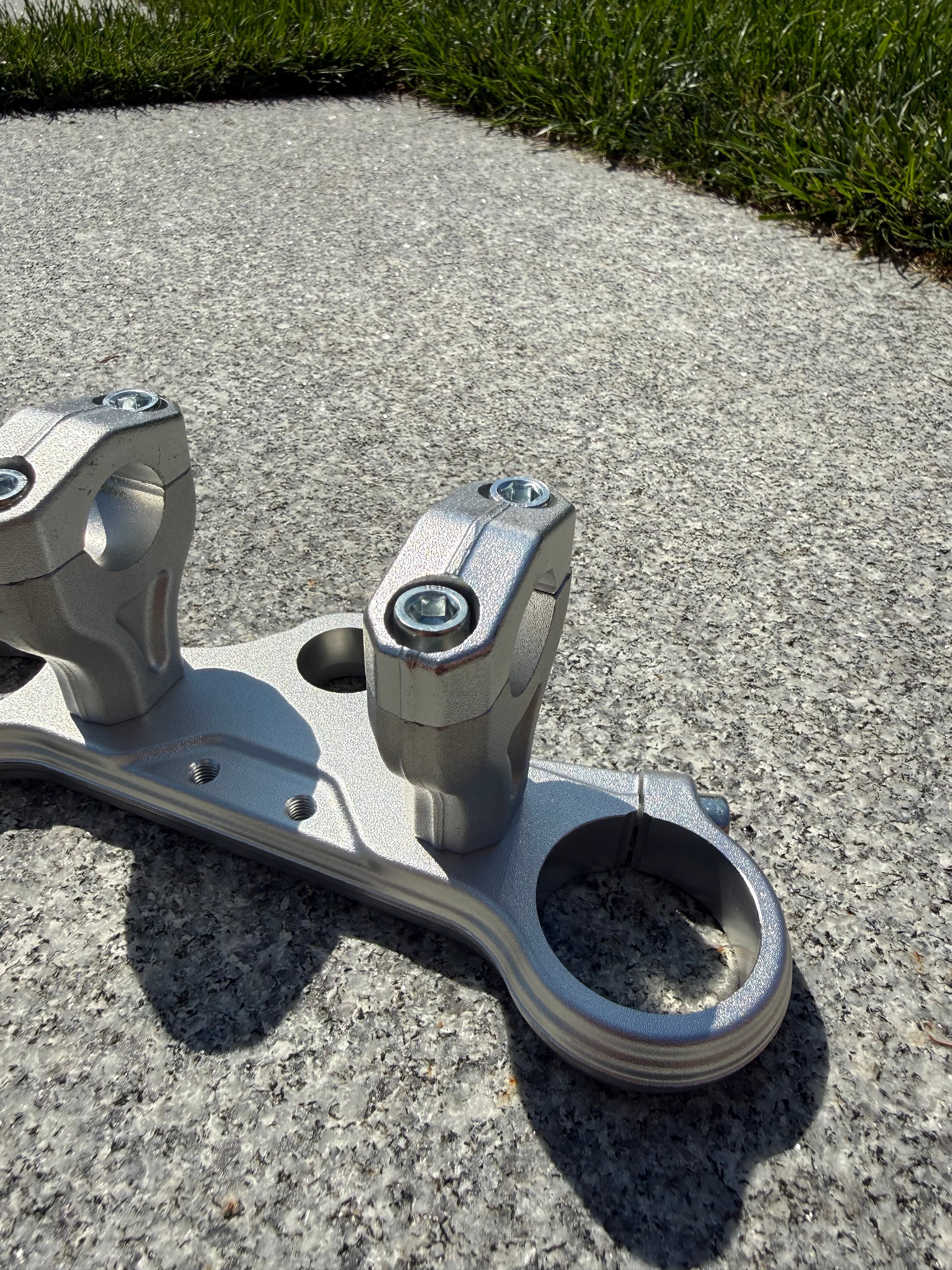 CNC Triple Clamps & Bar Mounts (Tuttio/Yozma) CD SUPPLY