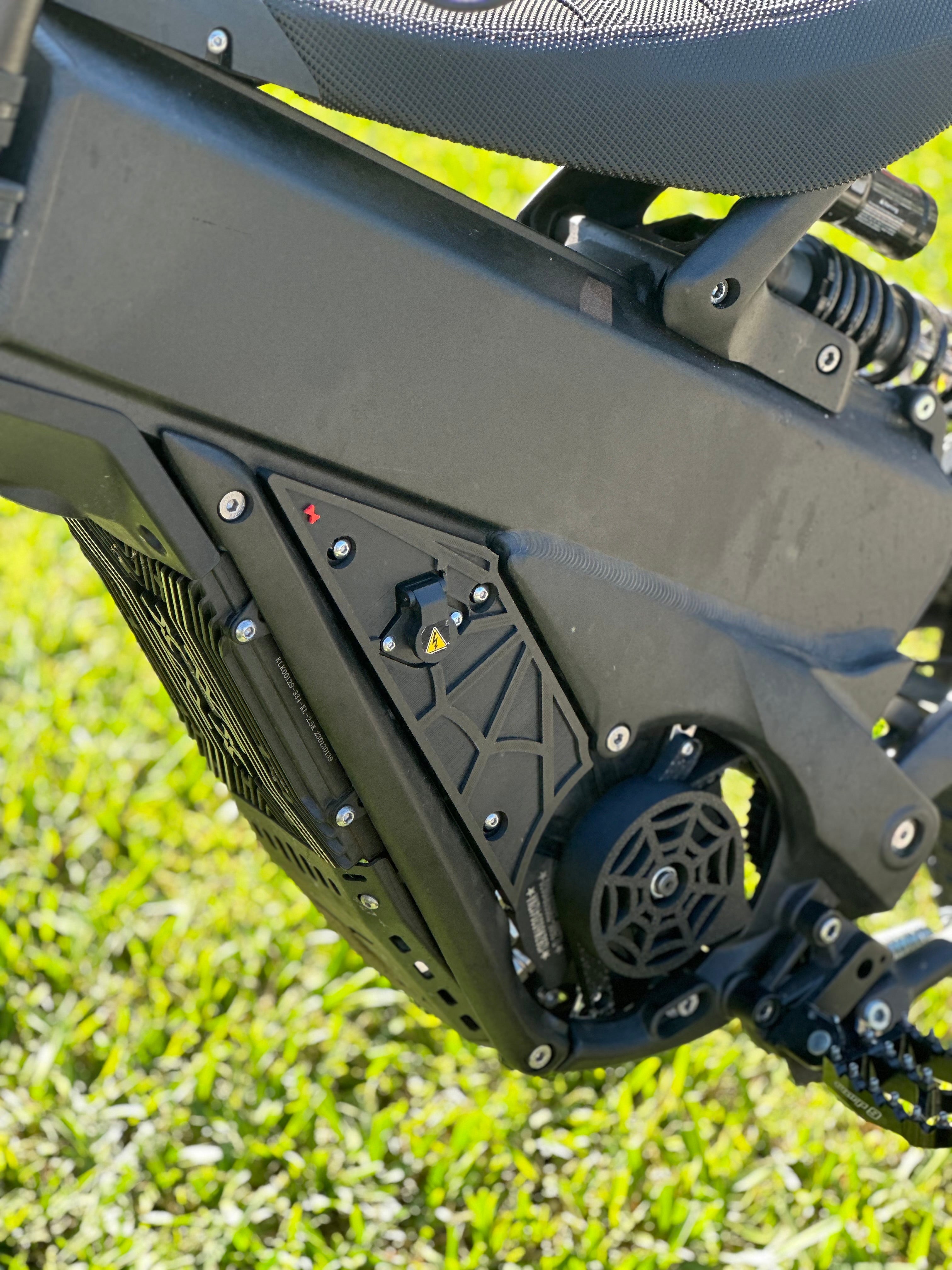 "ARACHNID" Plastics X3Accessories