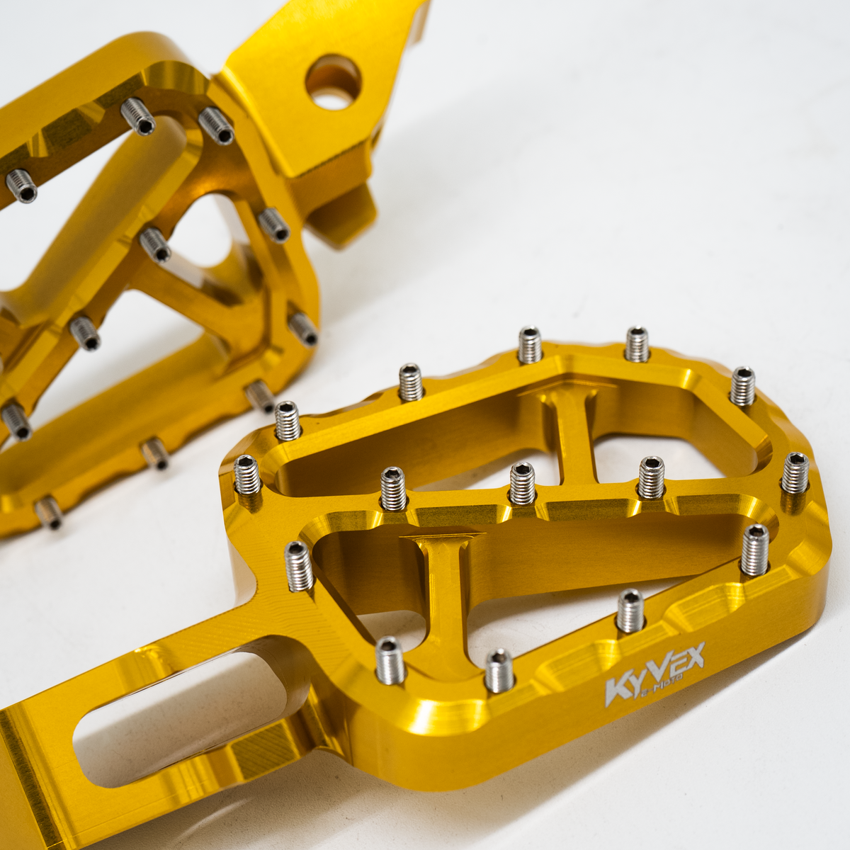 KyVex Billet Wide Foot Pegs - Ultra Bee Compatible KyVex Moto