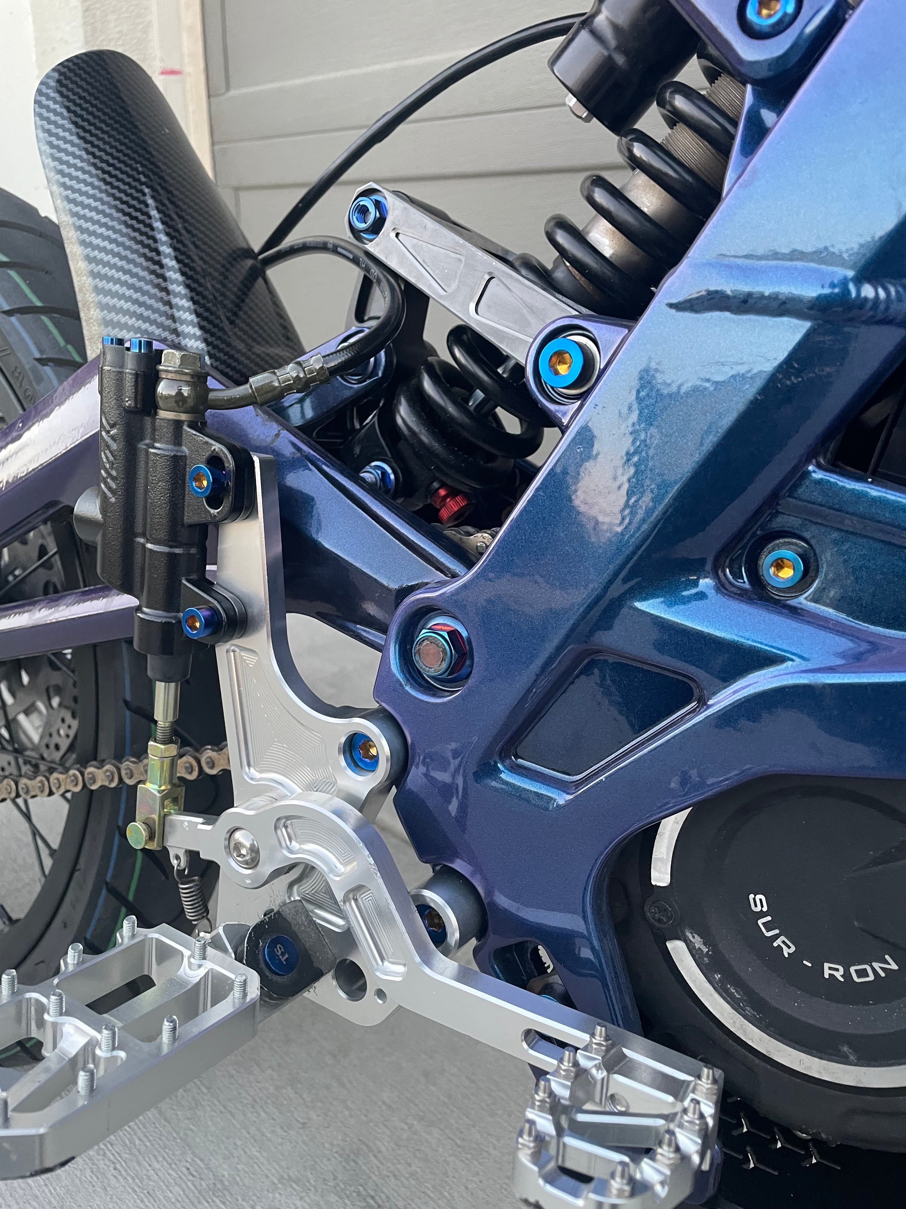 E-moto triangle bolts(2pc) Tirider