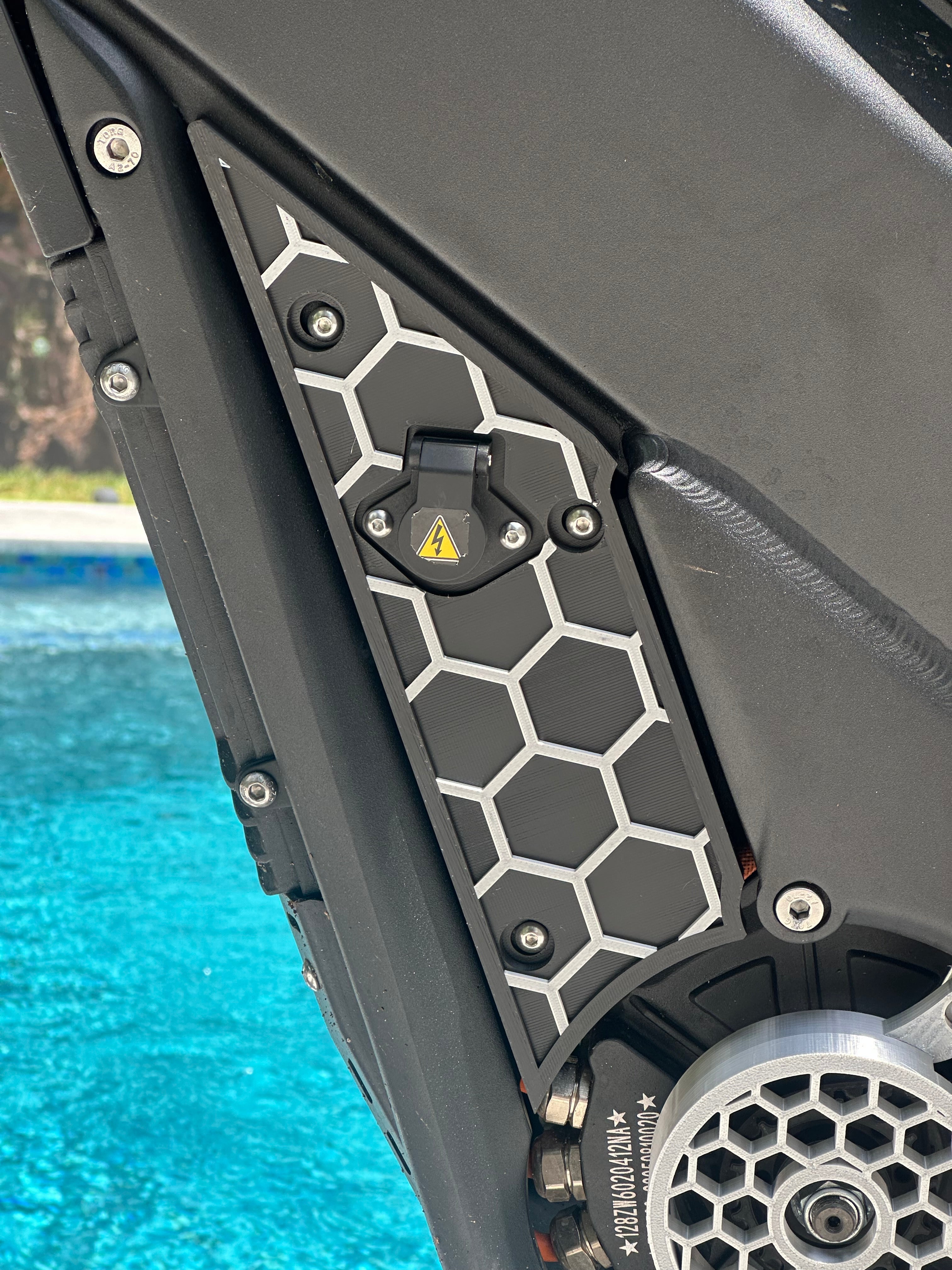 "STINGER" Plastics X3Accessories