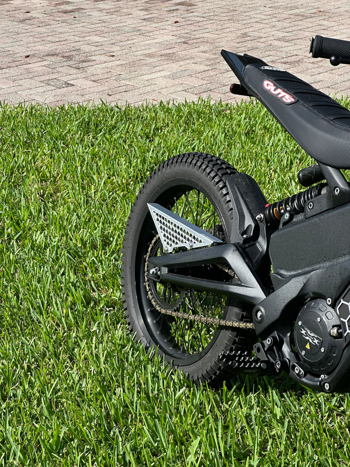 “STINGER” CHAIN GUARD X3Accessories