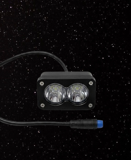 Mantis/X Light (Plug & Play) Luxury Moto