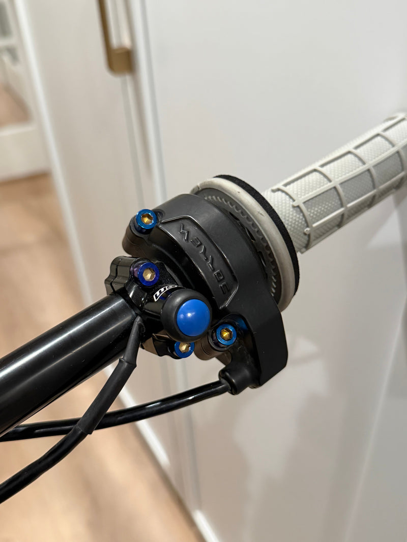 Warp 9 light switch titanium Tirider