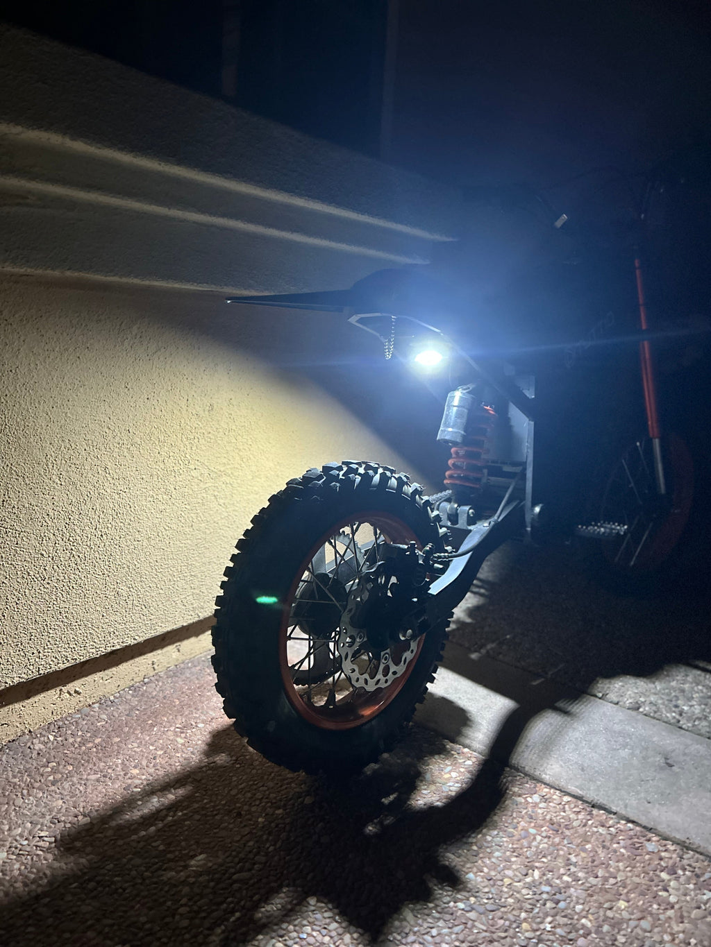 Battery Powered Rocklight V3 (AA) RonixMods