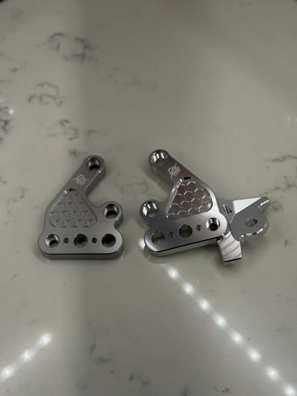 Surron-Eride Peg Brackets DevMoto