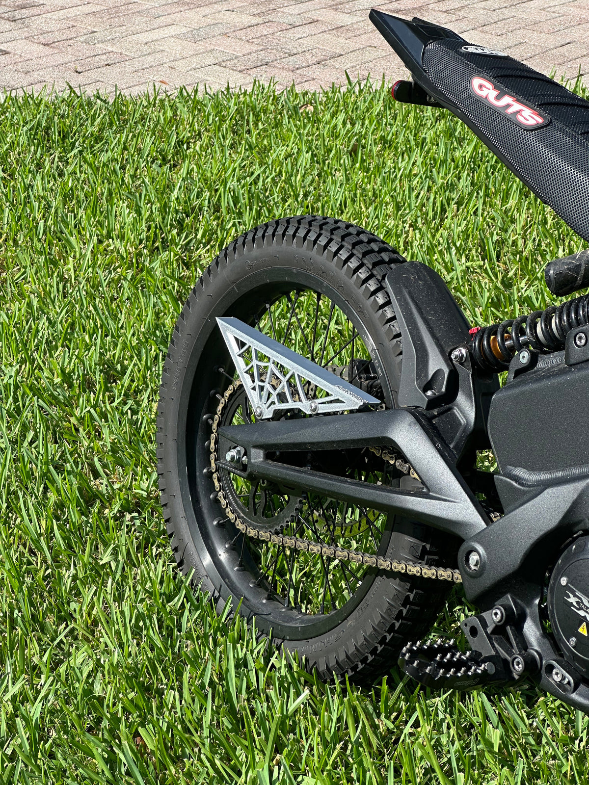 “ARACHNID” CHAIN GUARD X3Accessories