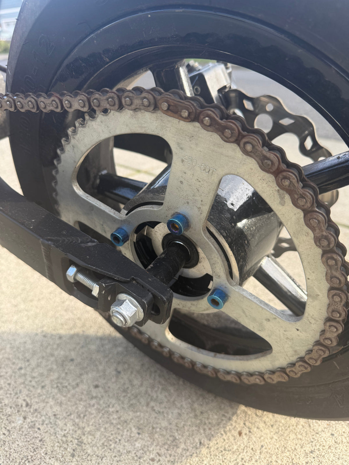 Tuttio sprocket bolts Tirider
