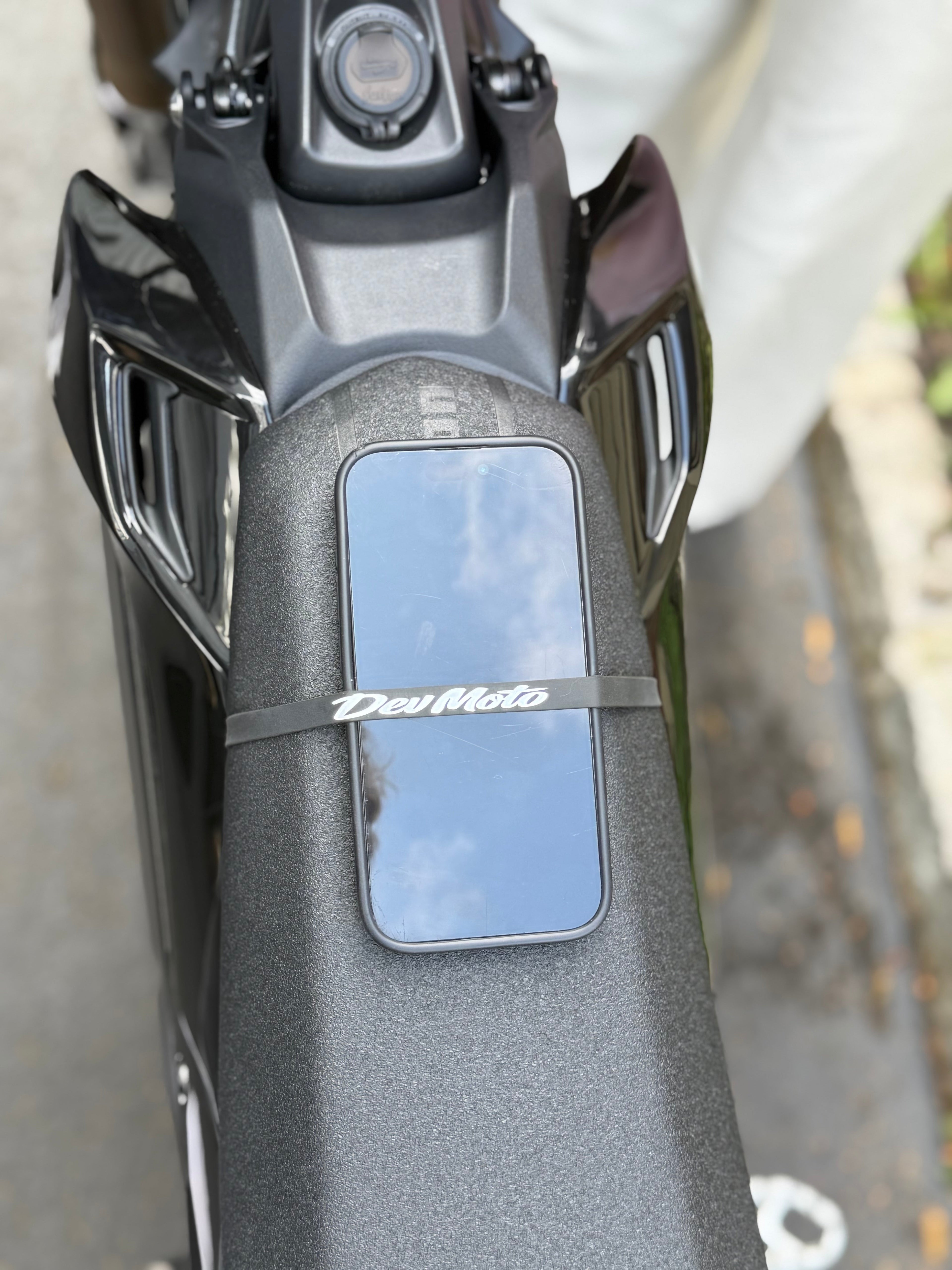 DevMoto Phone Band DevMoto