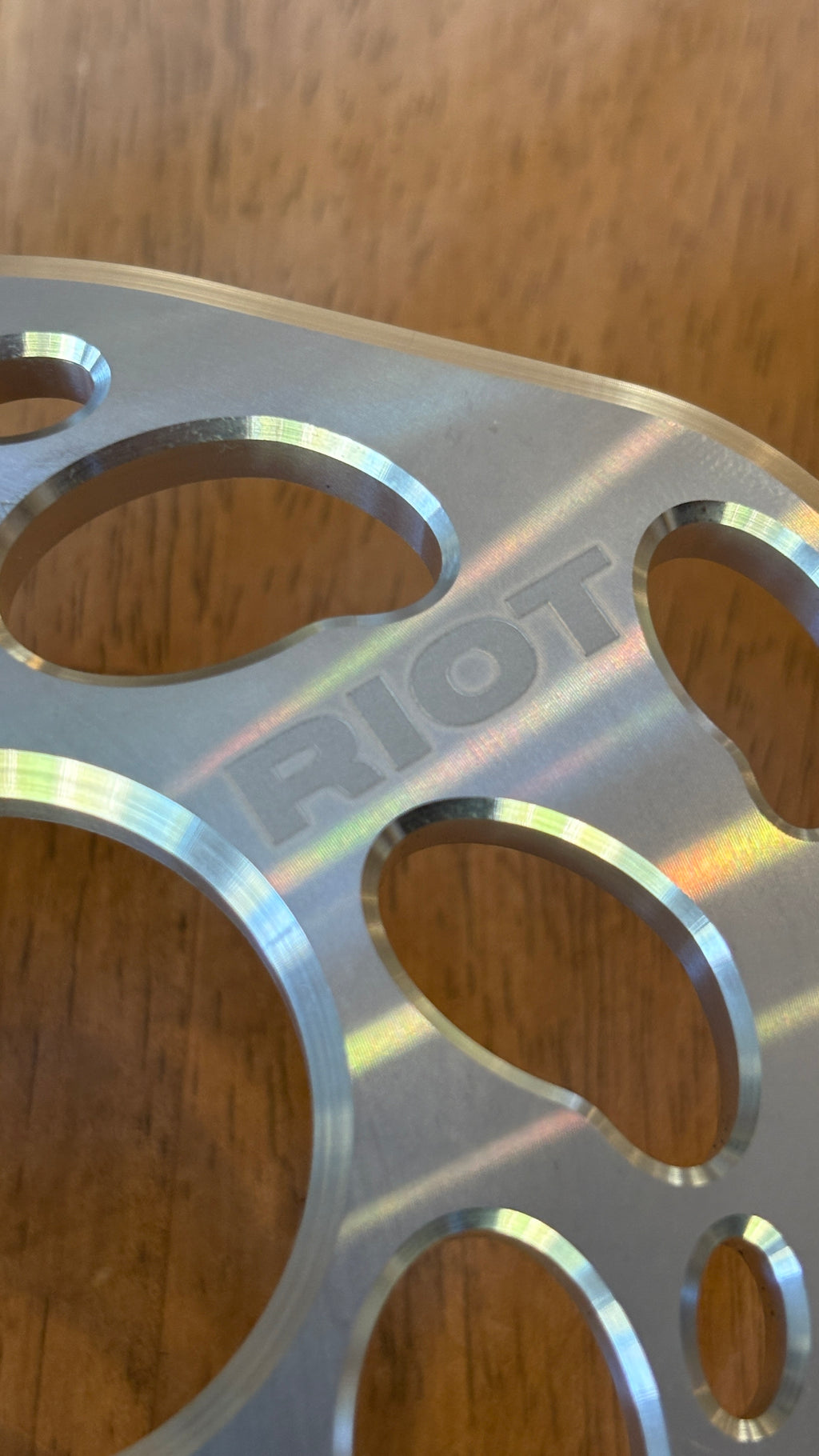 (INSTOCK 1-2 SHIPPING) Ultra bee Motor Cover (Metal) - Riot Racing