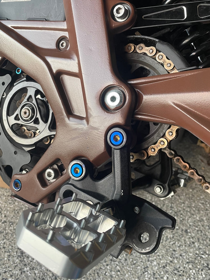 E-Moto peg bracket bolts(4 pc) Tirider