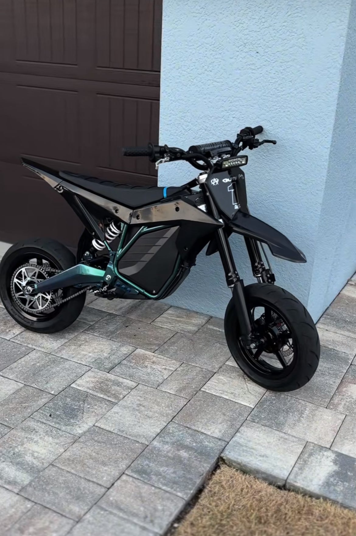 RTR titanium bolt kit Tirider