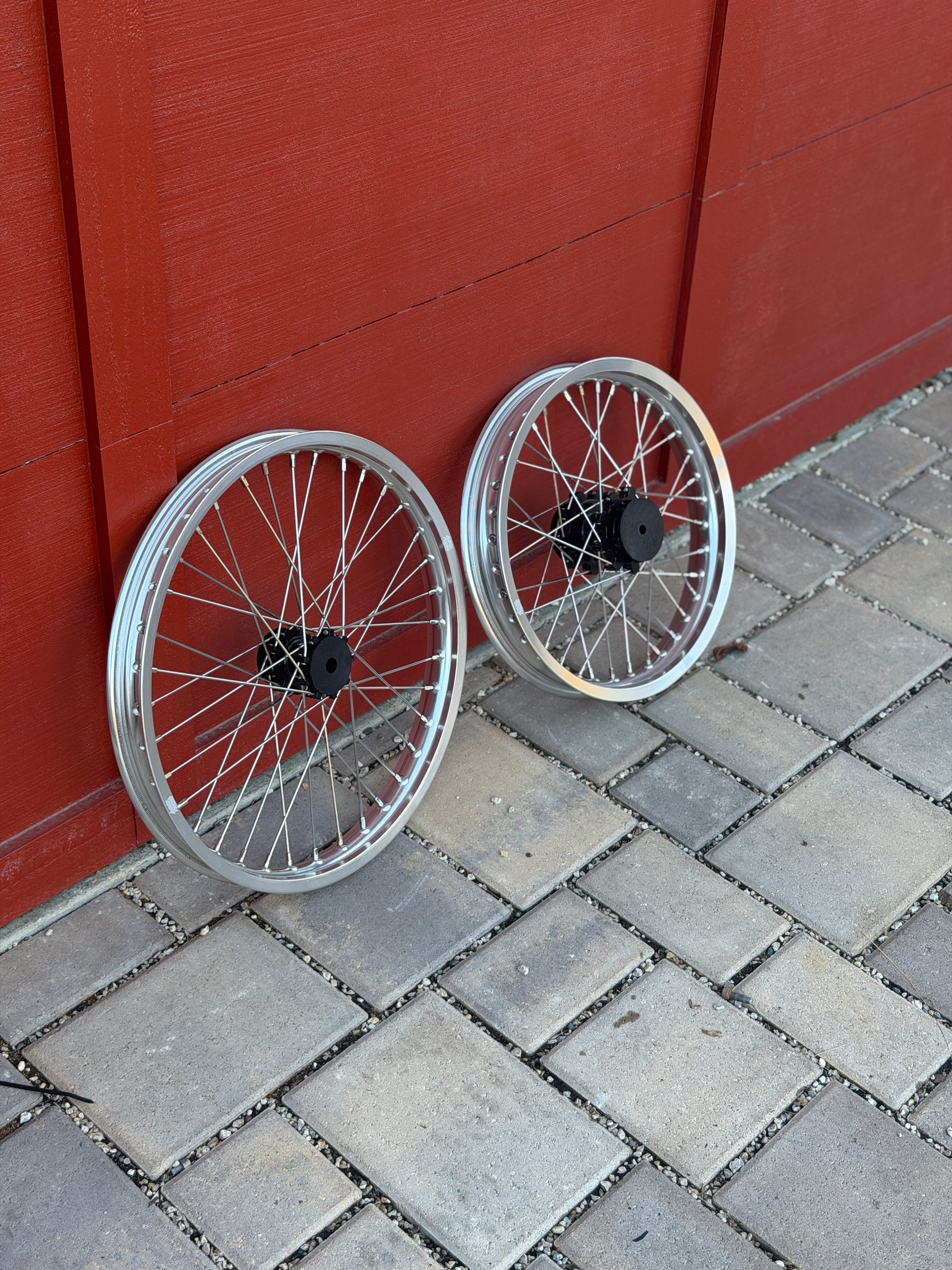 Surge Racing Rim Set 16/19  (Includes shipping) Surgeracingco
