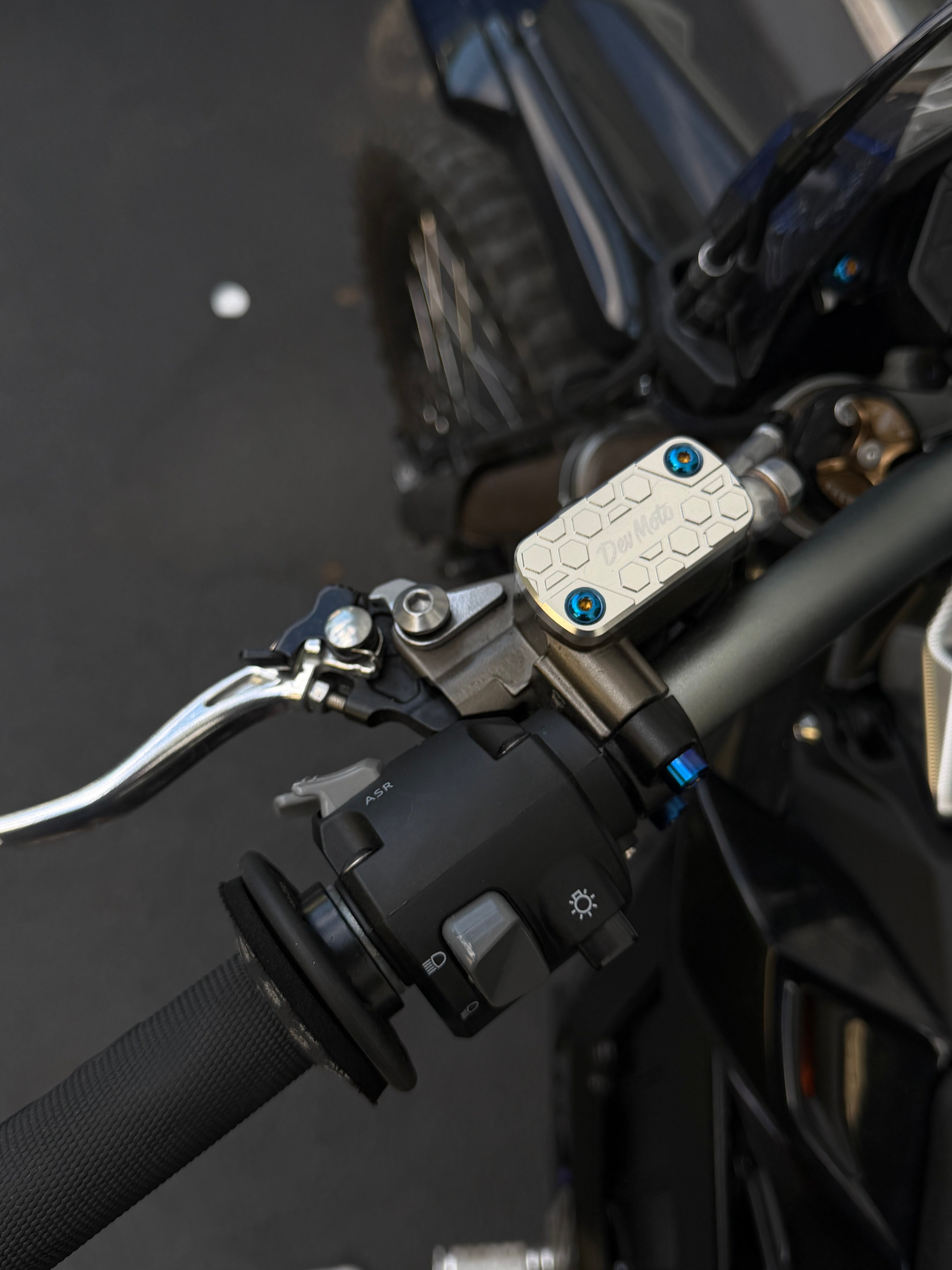 Ultra Bee Brake Reservoir Cap DevMoto