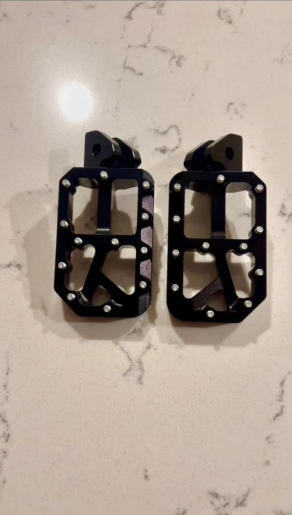 Black Moto Pegs RegenRacing