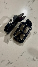 Black Moto Pegs RegenRacing