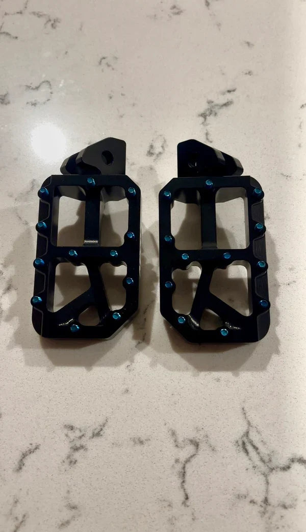 Black Moto Pegs RegenRacing