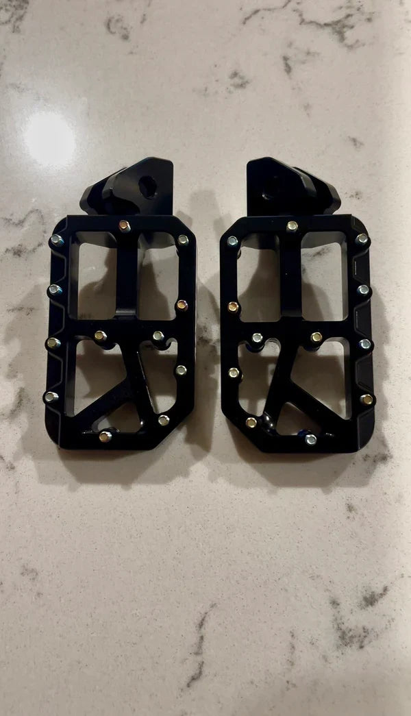 Black Moto Pegs RegenRacing
