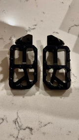 Black Moto Pegs RegenRacing