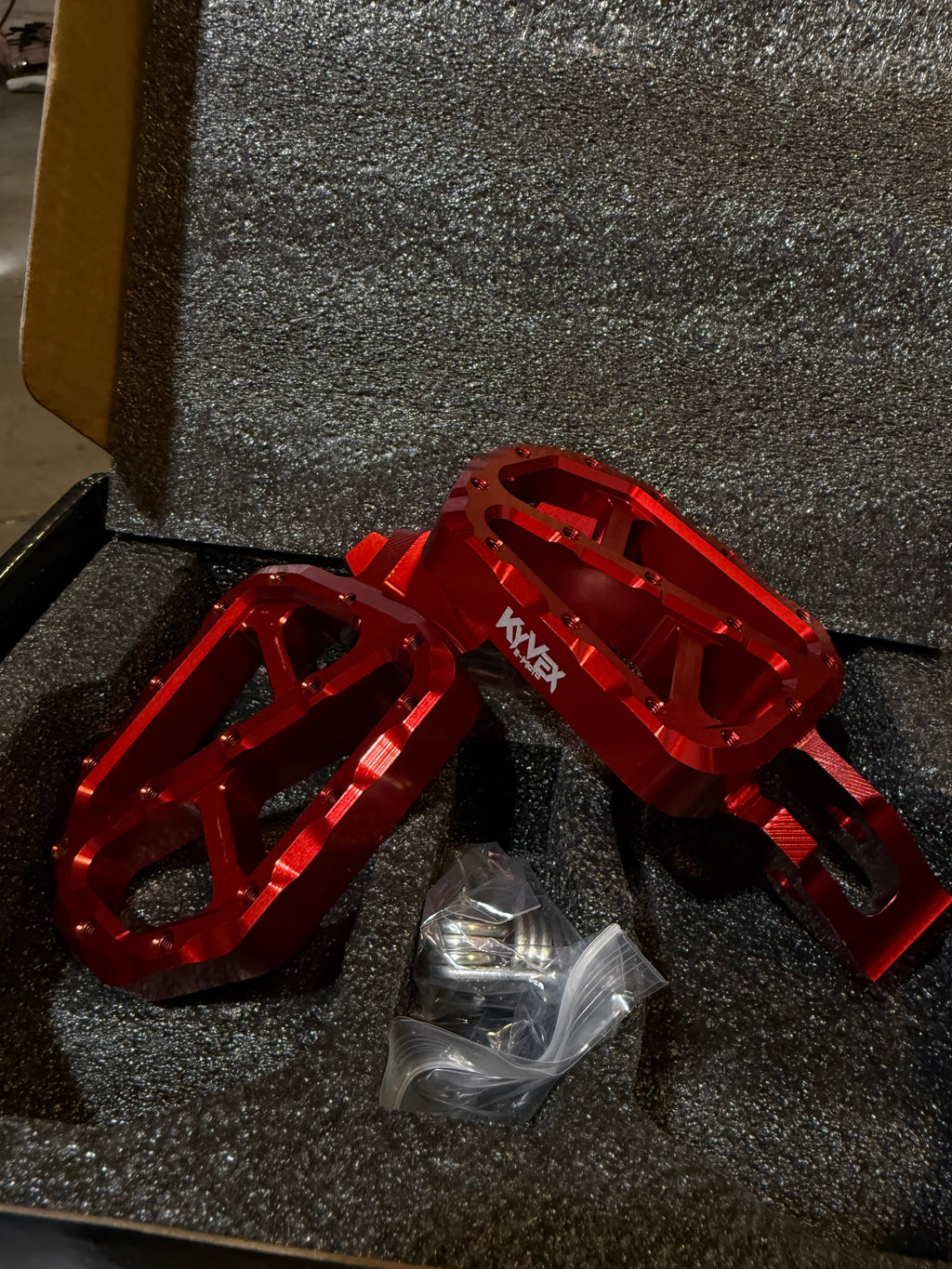 KyVex Billet Wide Foot Pegs - Ultra Bee Compatible KyVex Moto