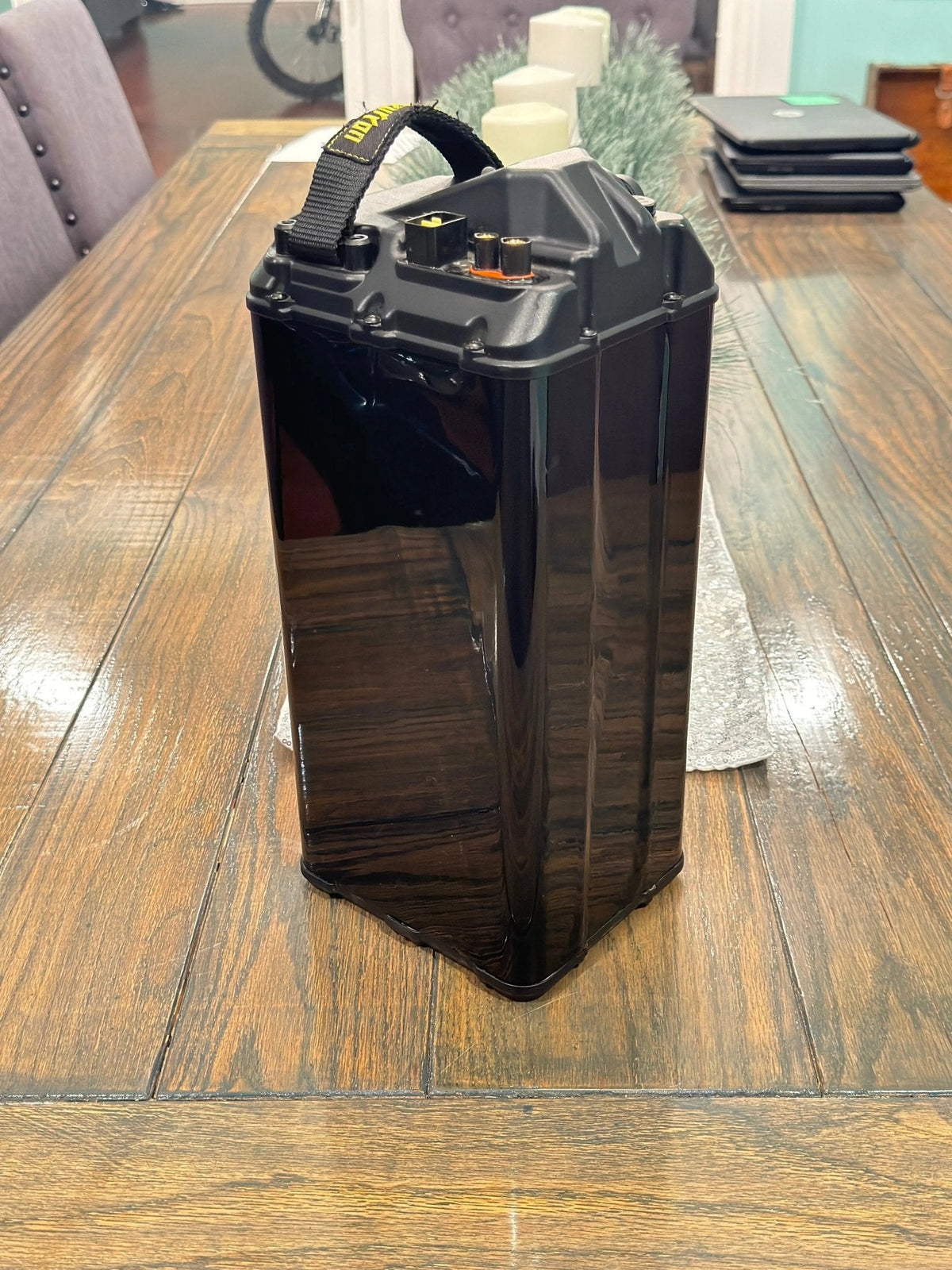 E-Bike "invisible" Vantablack Battery Wrap MXwraps