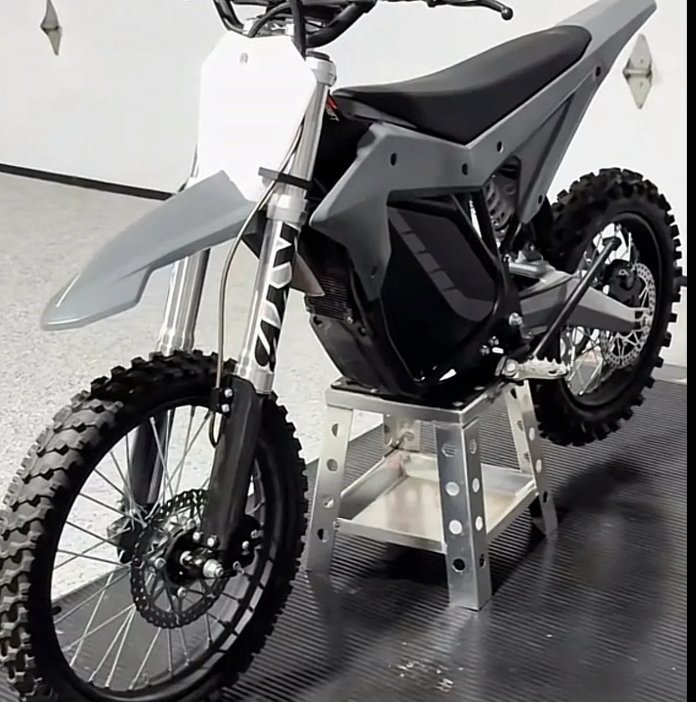 RTR Titanium Bolt Kit axbolts