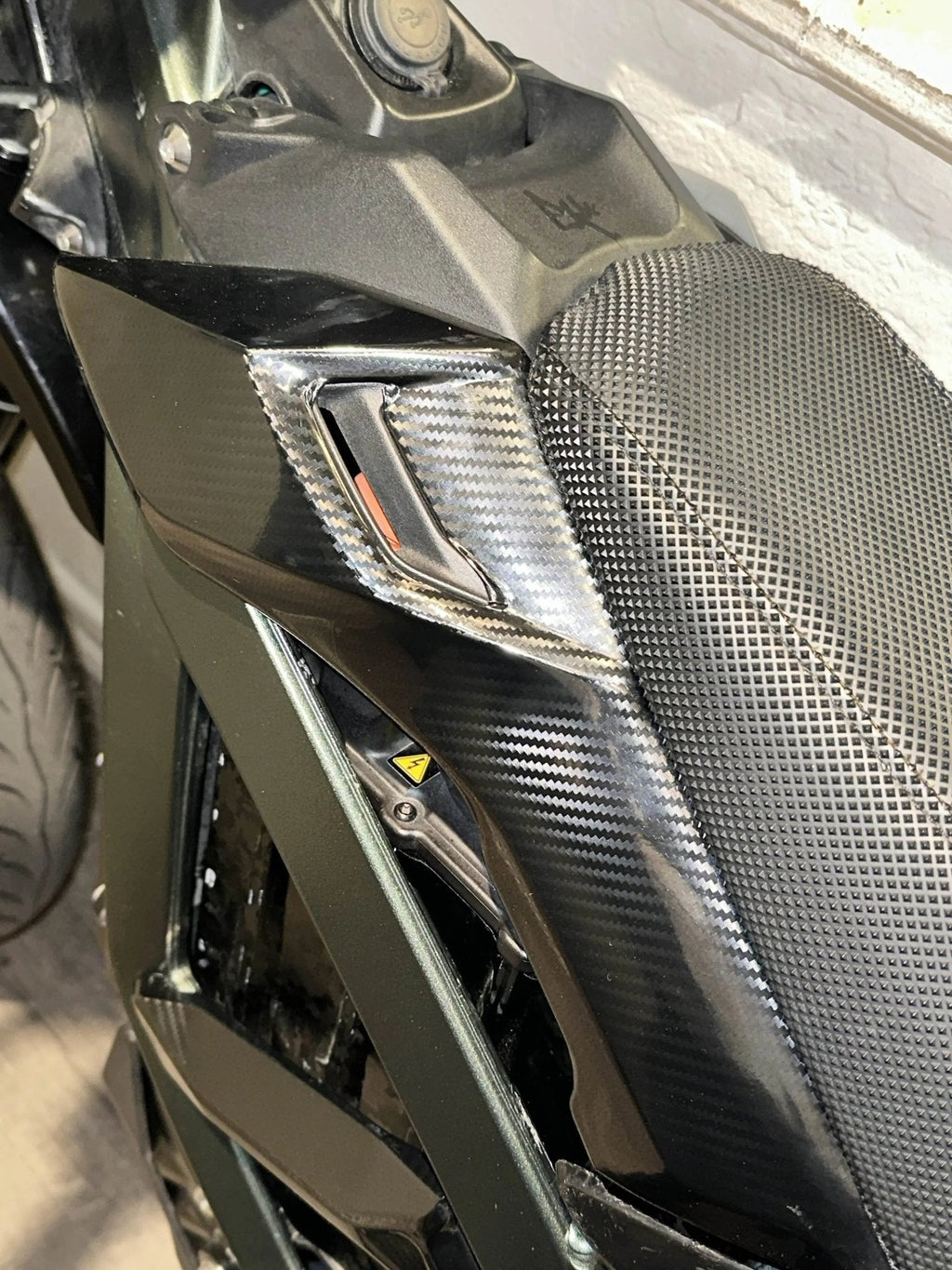 Surron Ultra Bee Carbon Fiber Wrap Kit MXwraps